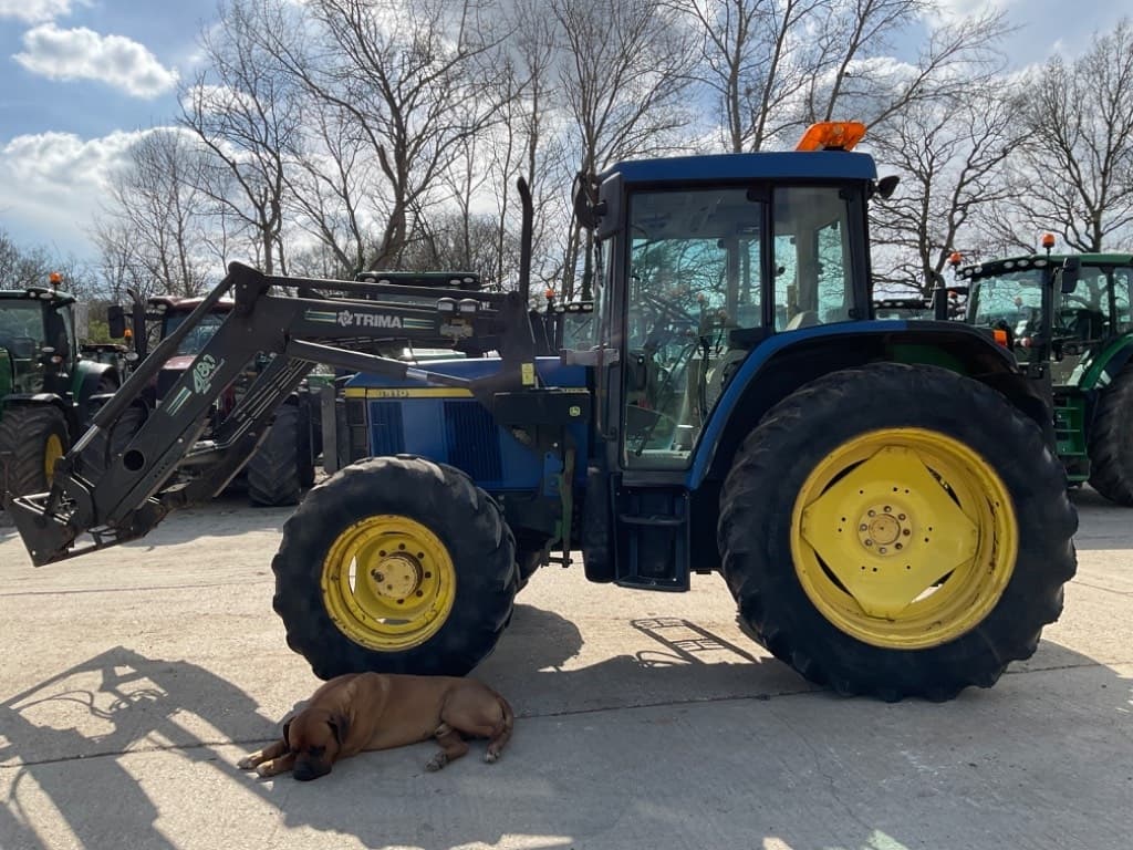John Deere 6410