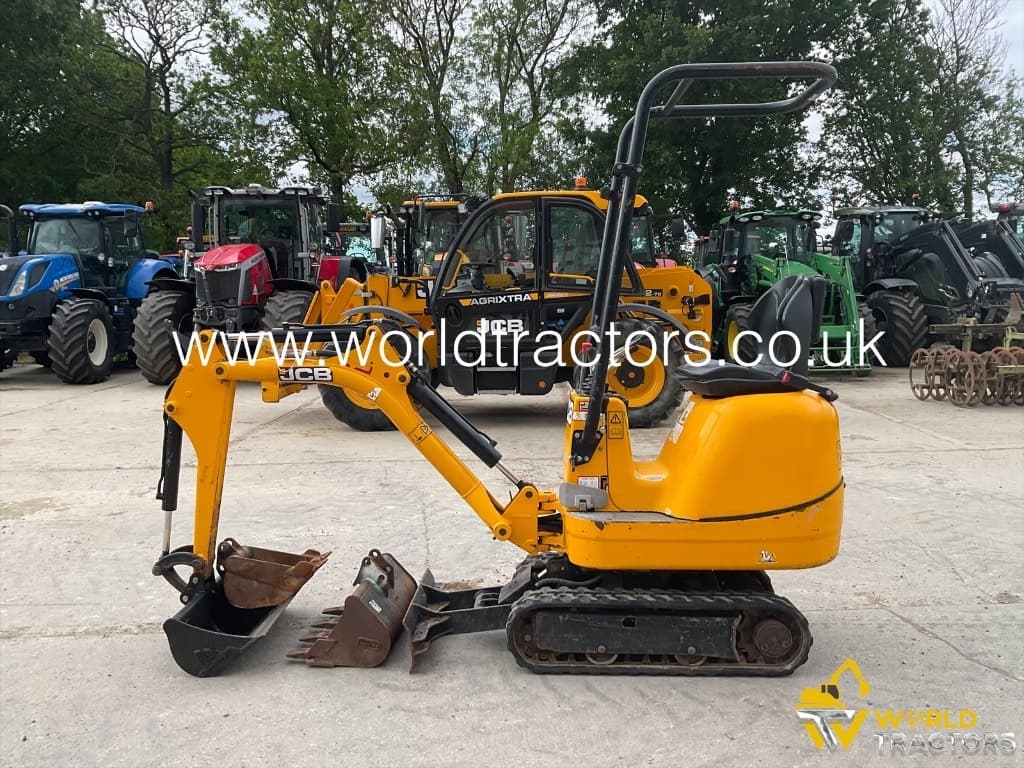 JCB 8008