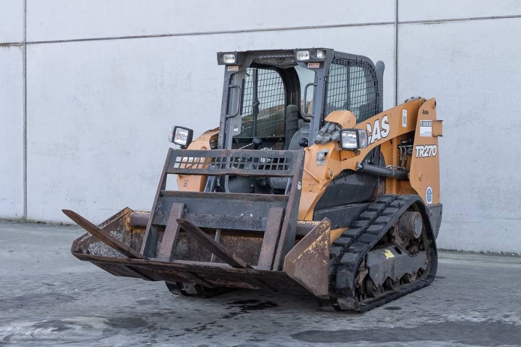 CASE TR 270