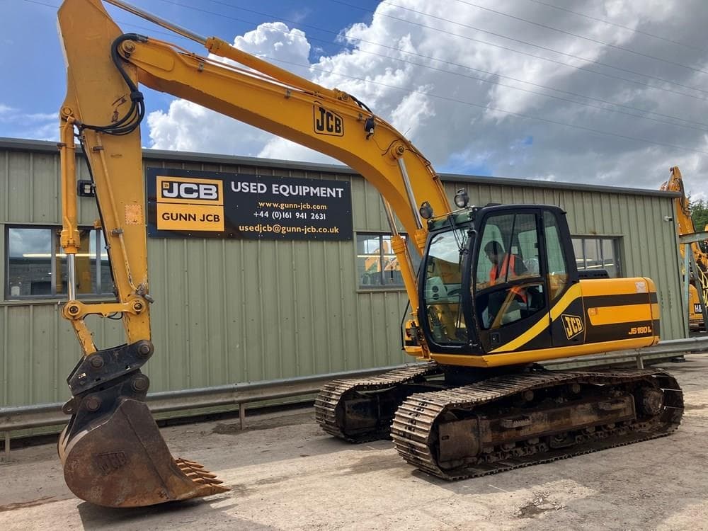 JCB JS160