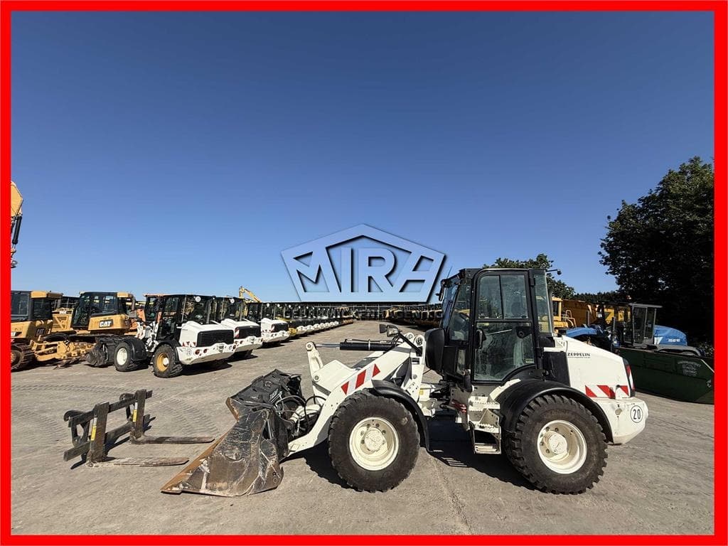 CAT 908M
