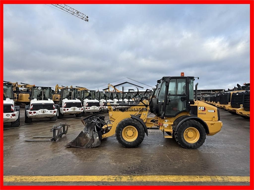 CAT 908M