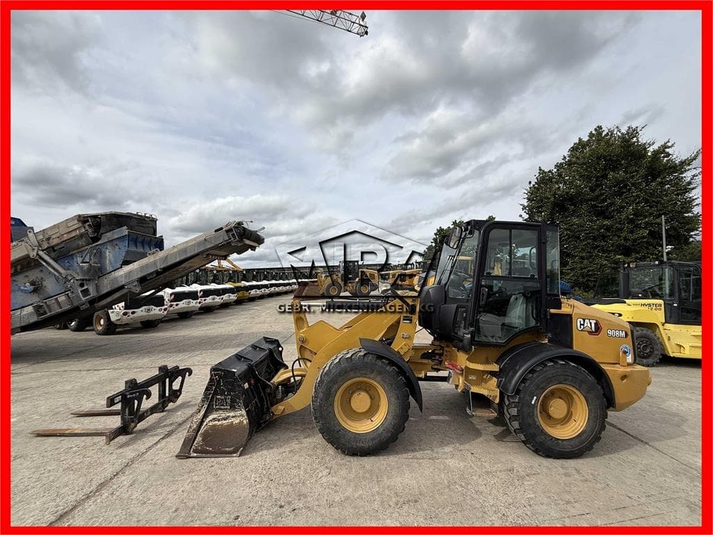 CAT 908M
