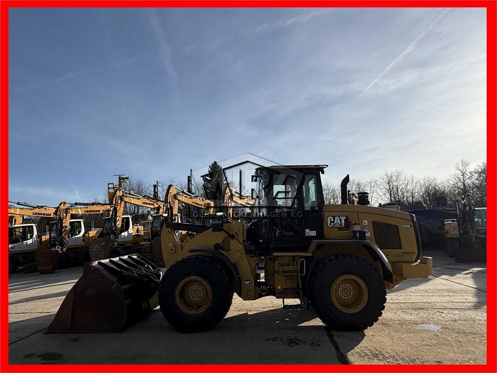 CAT 926M