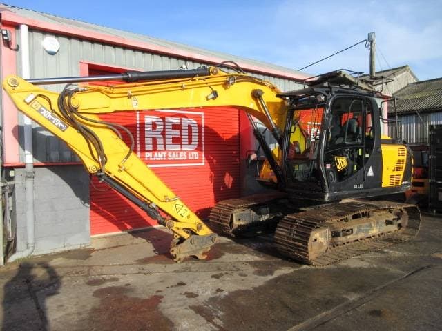 JCB JS 131 LC+ Plus