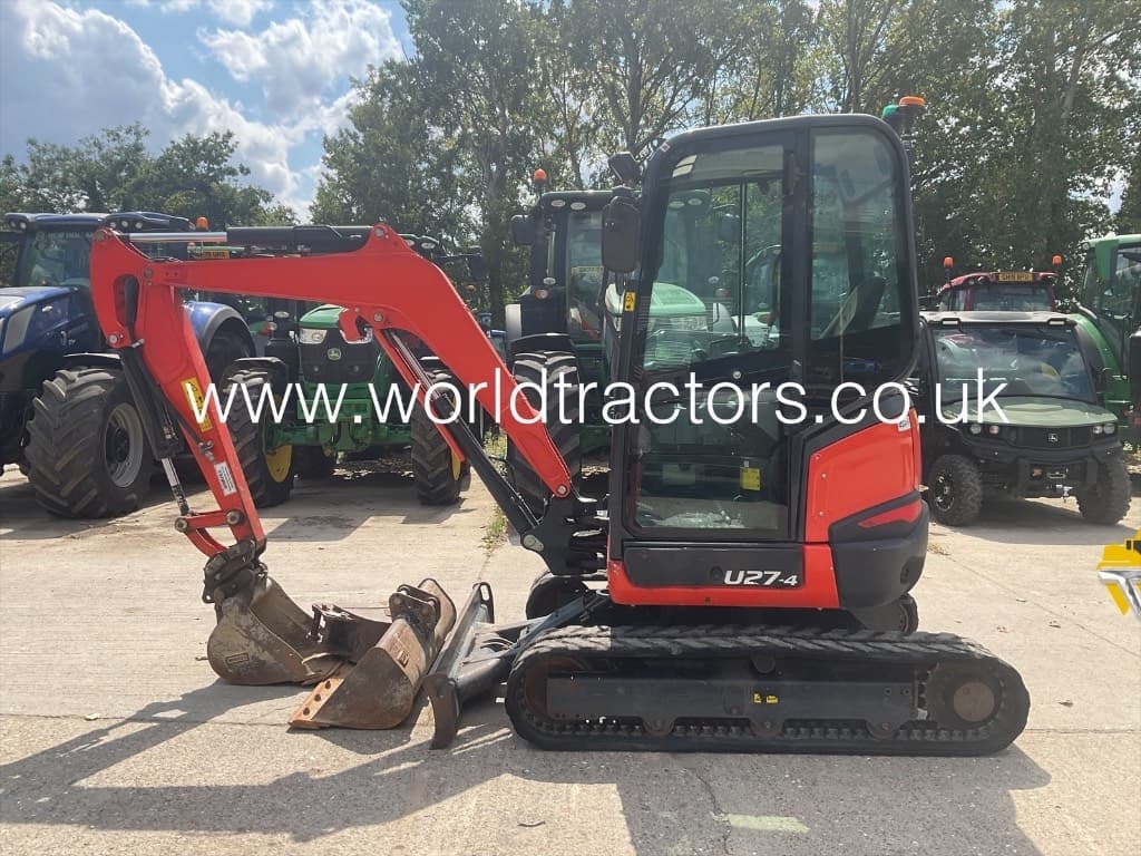 Kubota U 27-4