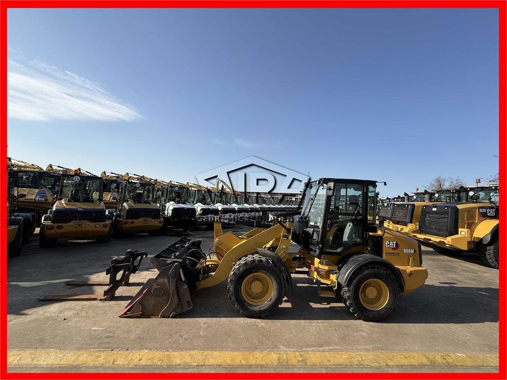 CAT 908M